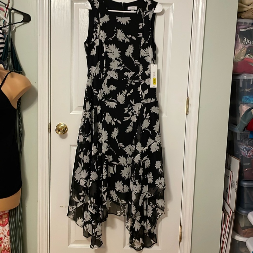 CALVIN KLEIN Handkerchief NEW DRESS - Black & white flowers SZ 12 party dress